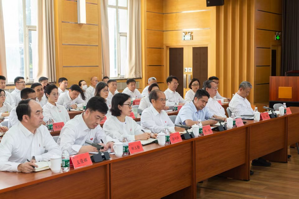 34670ccf0ee74879b5125869318cce2b